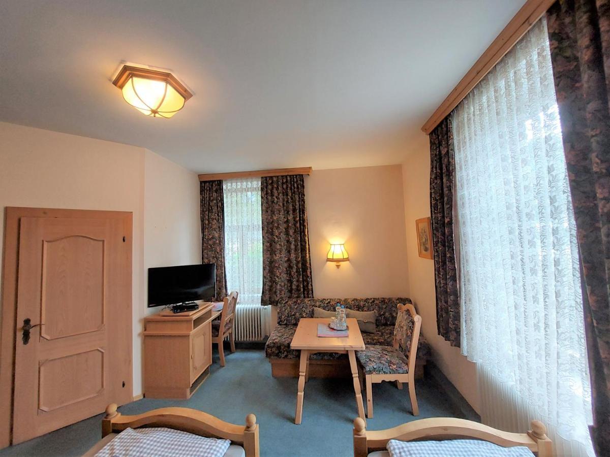 3 Raben - Leoben - Zimmer Fuer Geschaeftsreisende, Urlauber, Monteure Und Handwerker, Polski Pensjonat Austria ภายนอก รูปภาพ